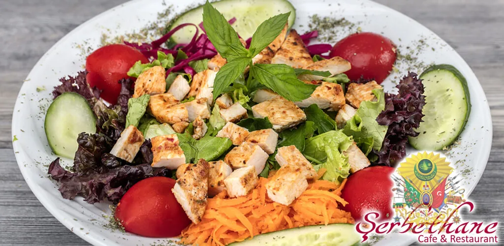 Avrupa Yakası Tavuklu Salata